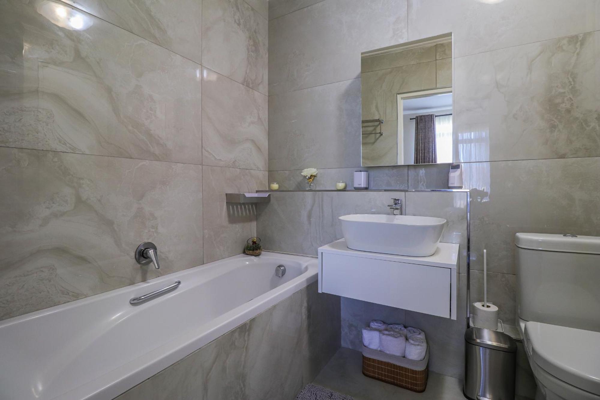405 Portofino Eyrie
